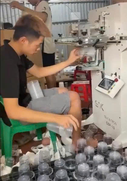 Hệ thống in ly tự động hoàn toàn