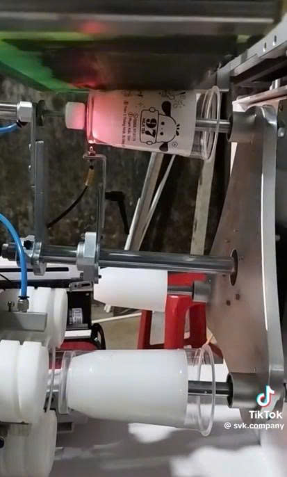 in ly giáp vòng trên Hurricane I